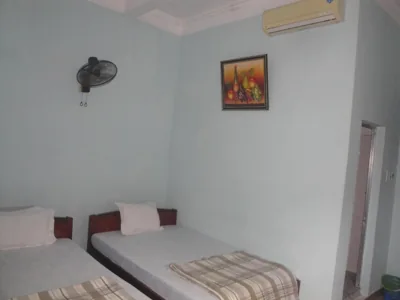 带山景的标准双床房 — Phuong Mai Family Hotel